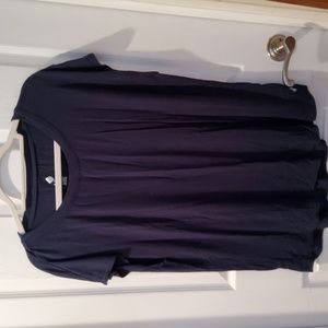 Lularoe rise tenacious top